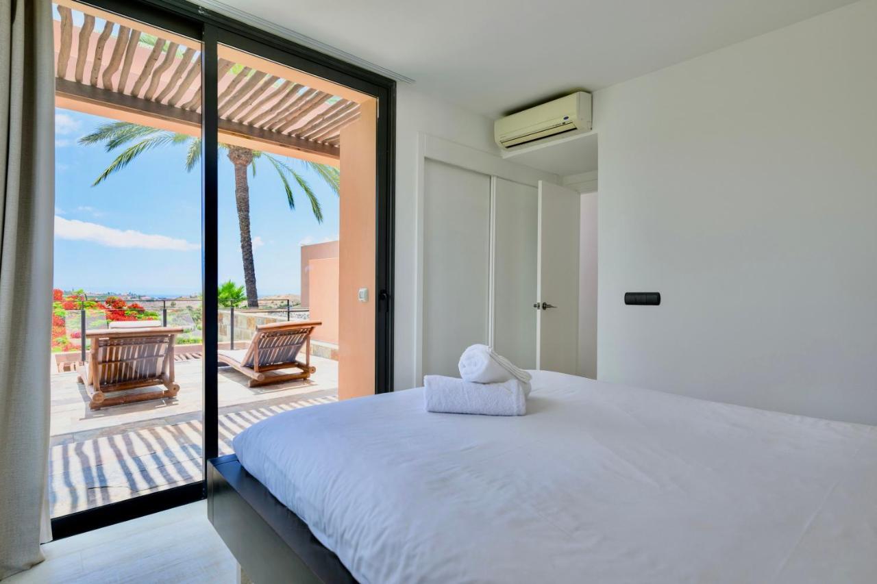 Villa With Private Pool In Luxury Golf Resort Салобре Екстер'єр фото
